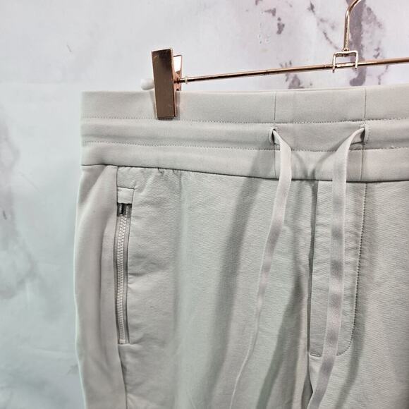 Athleta Pants Womens 4 Headlands Hybrid Jogger Trek Gray White High Rise - Picture 2 of 12